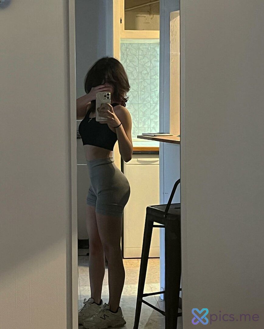 Onlyfans sanymaa porn gals 437