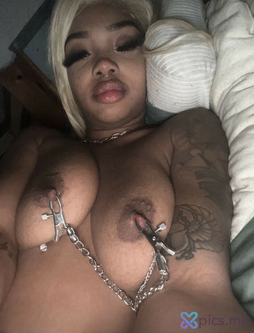 Onlyfans maaminextdoor porn images 978
