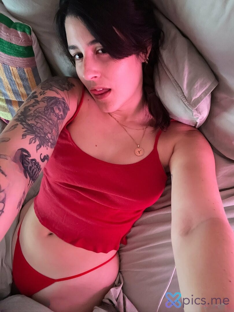 Allieoopsforever porn picture