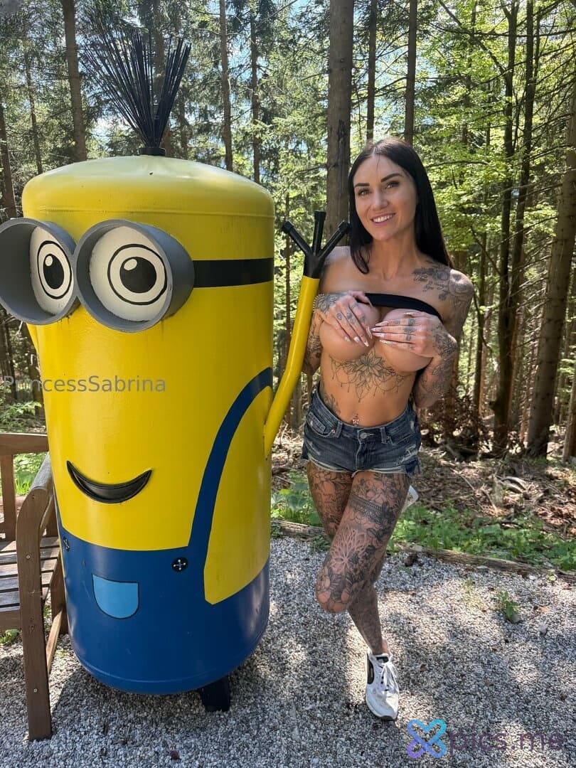 princesssabrina_official
