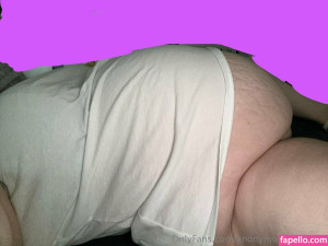Nude Anonymous-queen95 porn pictures and XXX videos